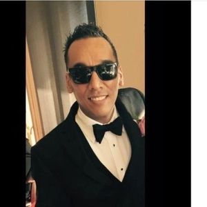 Meet your Posher, Robert